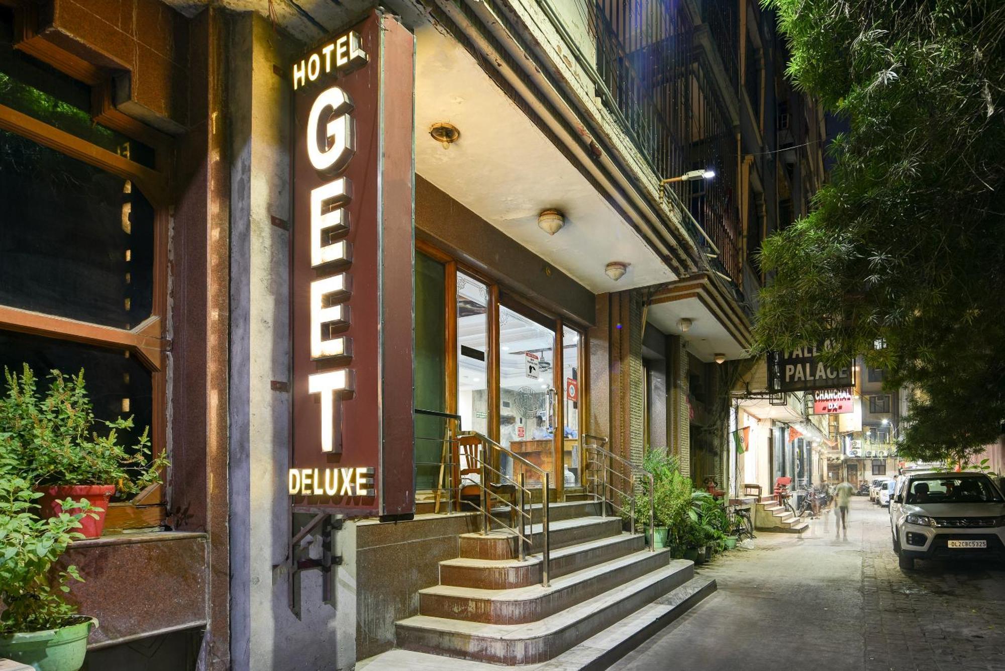 Hotel Geet Deluxe Nuova Delhi Esterno foto